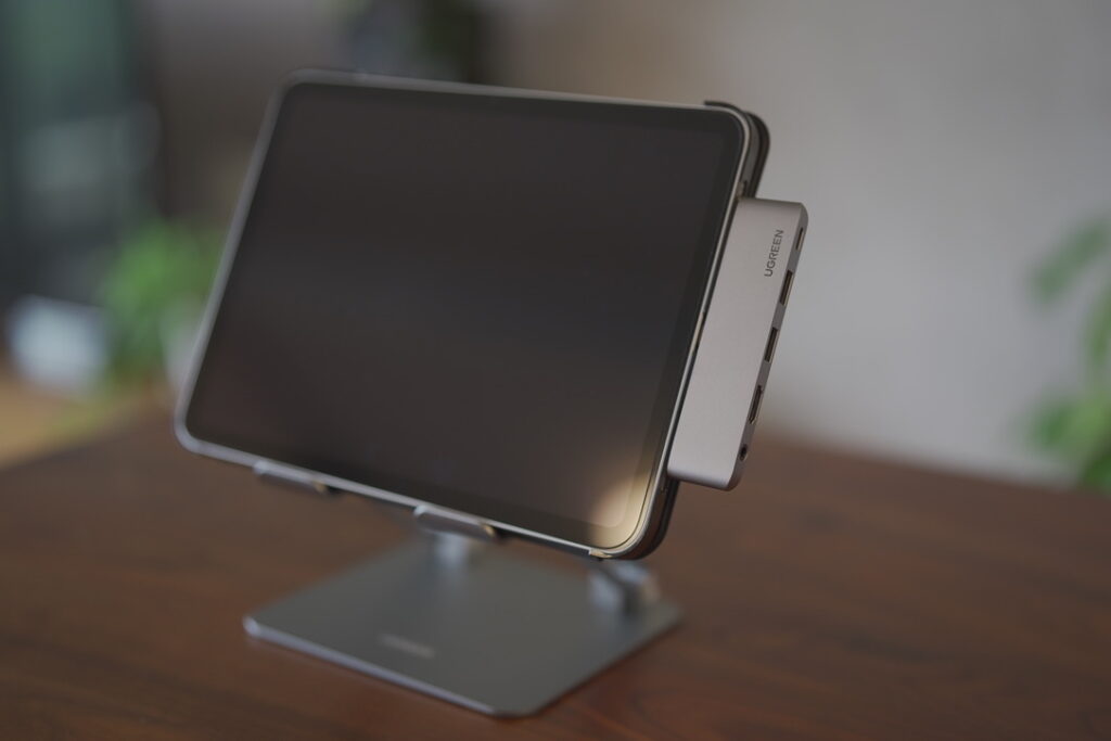 iPad第USBハブ
