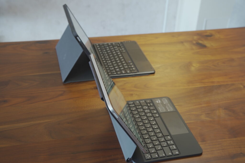 iPad第10世代　ESRキーボード付きケース　スペース比較