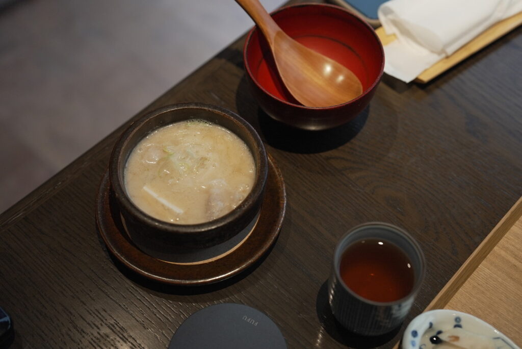 ふふ熱海朝食　味噌豆乳鍋